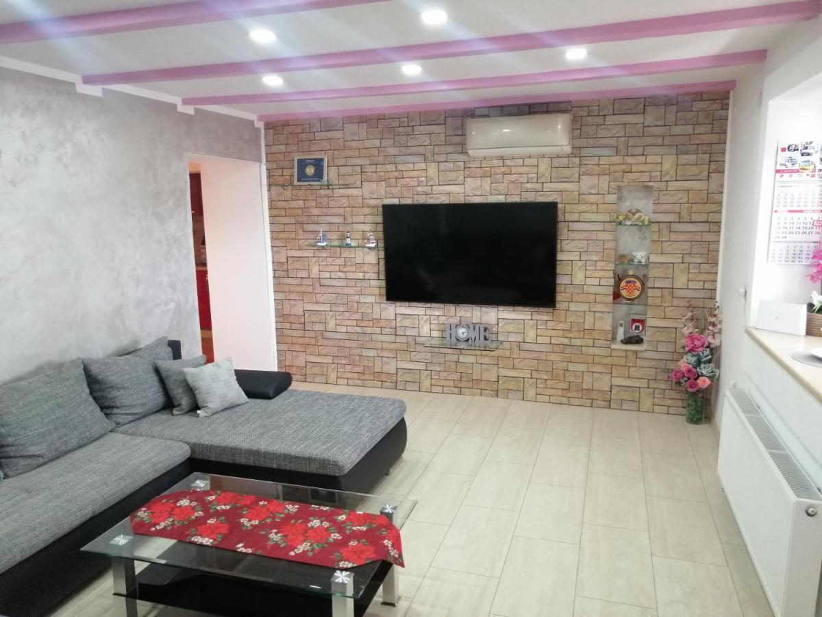Apartment Goran & Nela Умаг Екстер'єр фото
