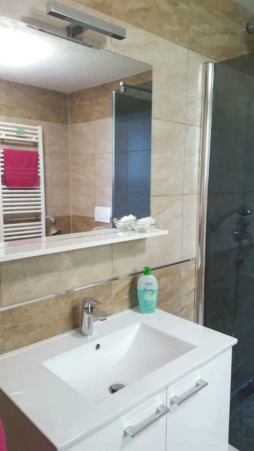 Apartment Goran & Nela Умаг Екстер'єр фото